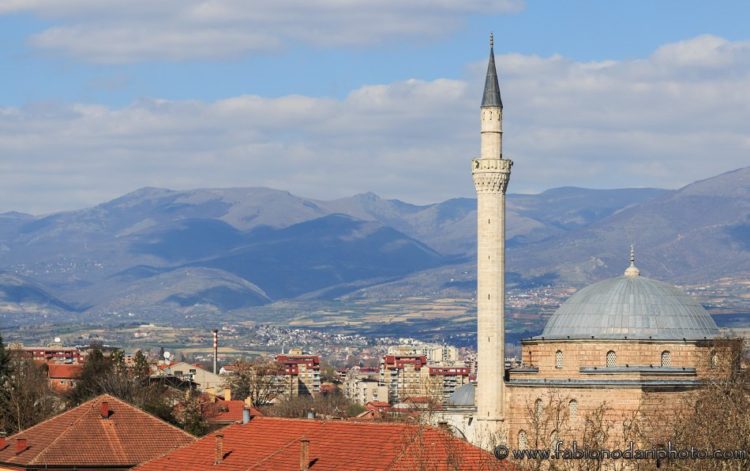 moschea a skopje nella macedonia del nord
