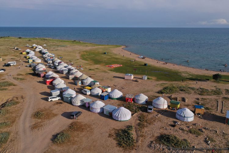camping in issyk-kul